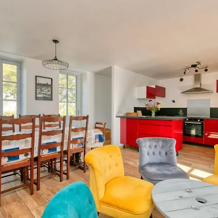 Chaumiere De La Butte * Saint-Lyphard