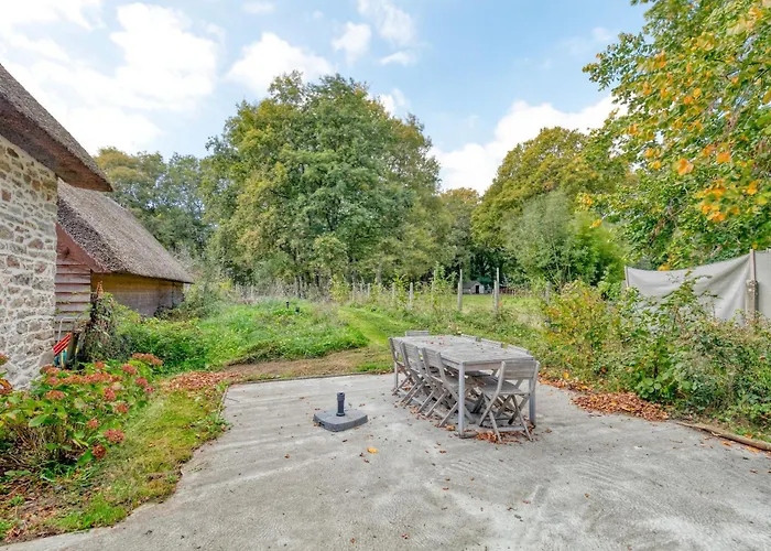 Chaumière De La Butte Hébergement de vacances *